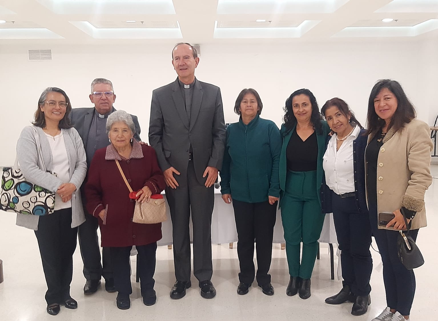 Encuentro de grupos Pastorales Arciprestazgo 1.5 de la Vicaría de la Inmaculada Concepción, en el marco de la visita pastoral del Monseñor Darío Álvarez Botero, Vicario Episcopal Territorial.