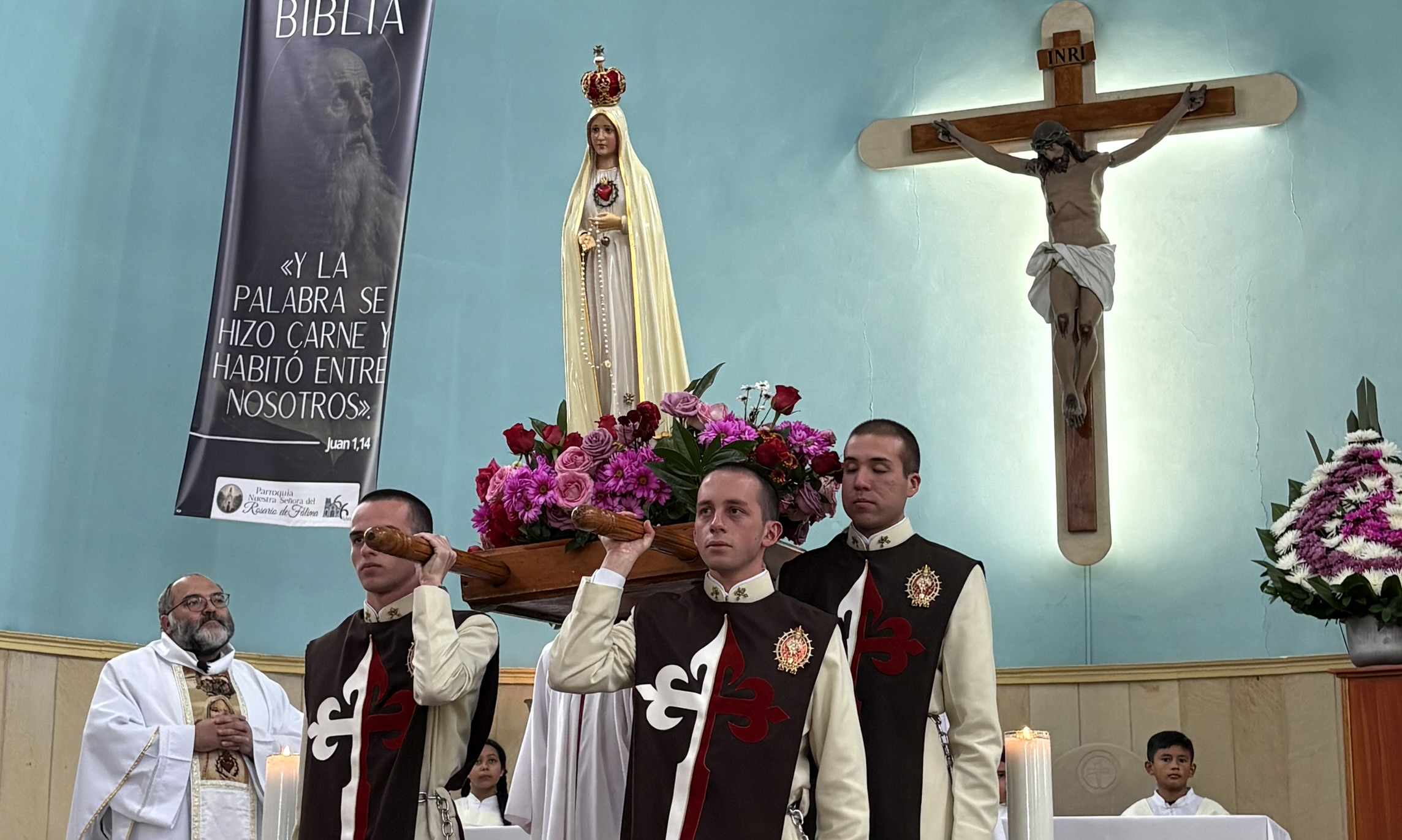 Parroquia Nuestra Señora del Rosario de Fátima ©