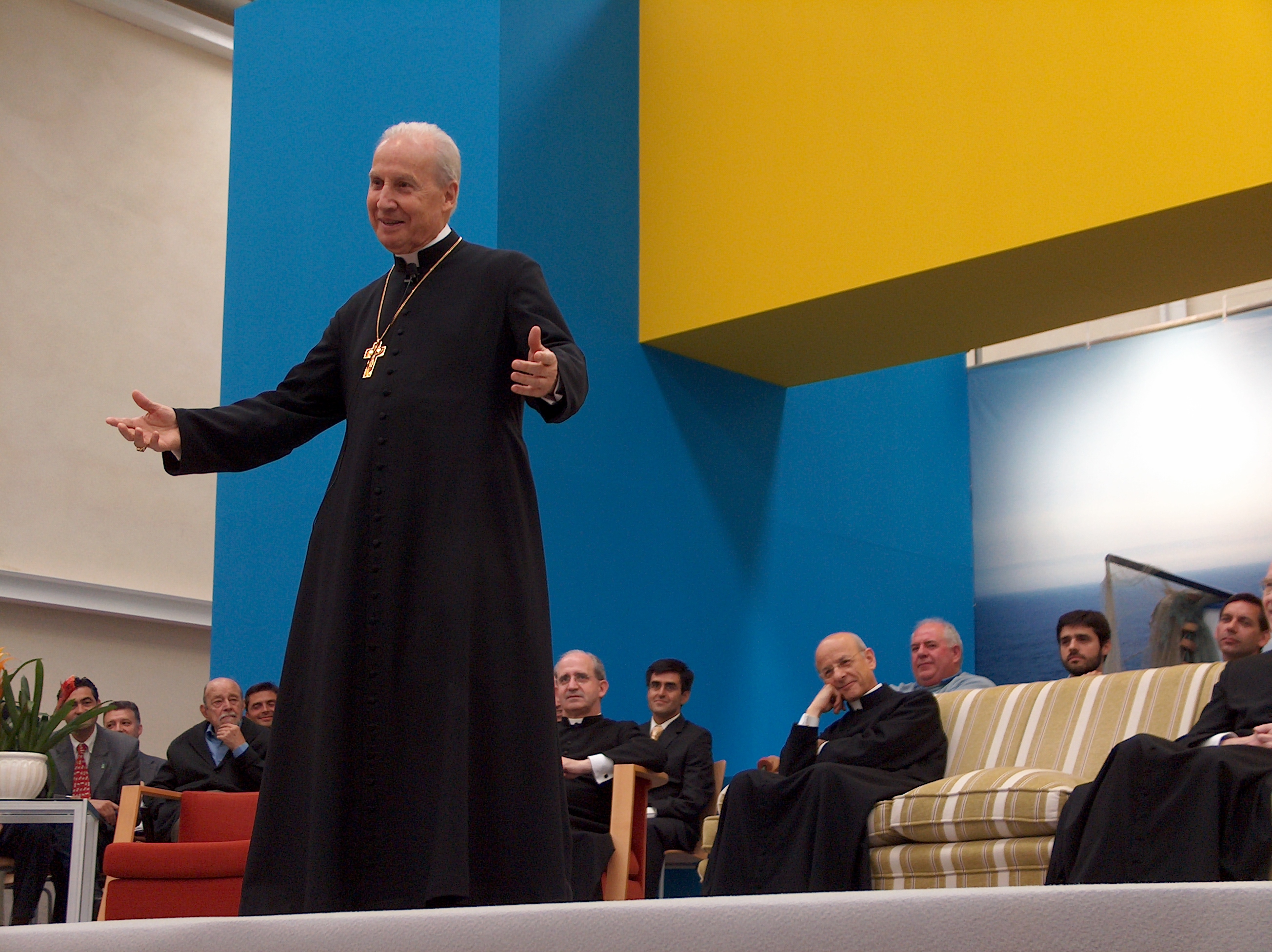https://arquimedia.s3.amazonaws.com/1/nicolas/padre-2jpg.jpg